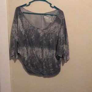 mudd grey crop top